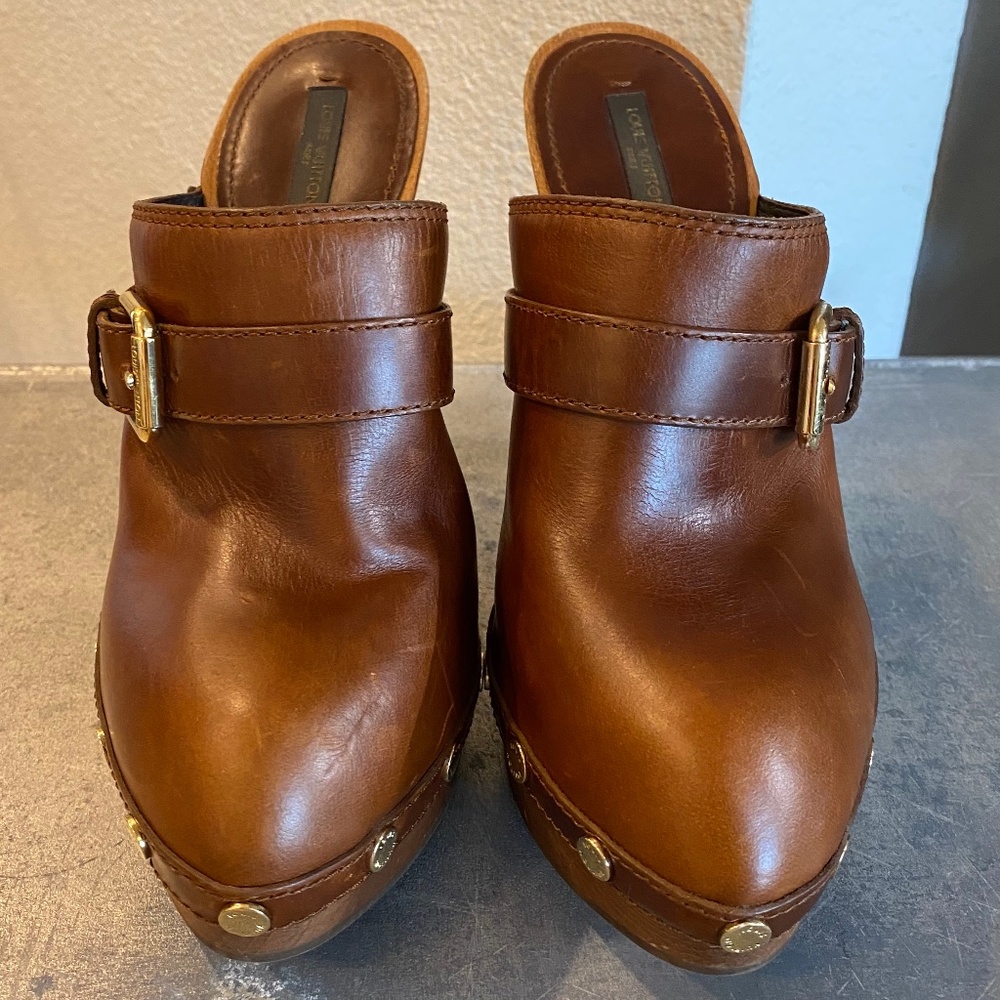 Louis Vuitton Leather Clogs - Picture 2 of 16